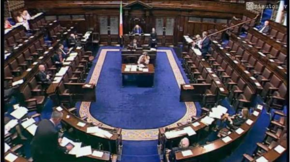 Parlamento Irlanda debate aborto