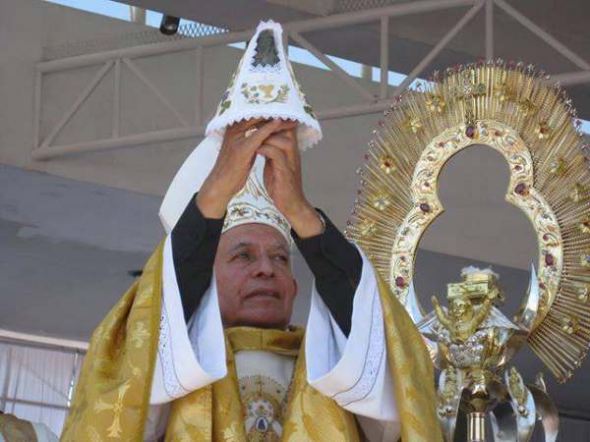obispo Ulloa y la Negrita Costa Rica
