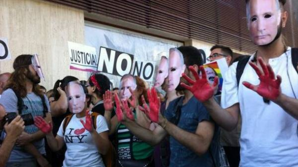 Mani gay homofobía rusa embajada Madrid 2013