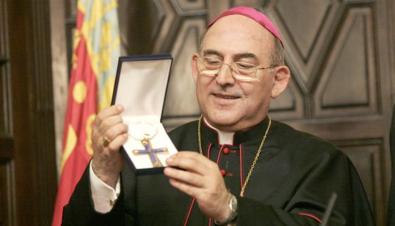 Casimiro López obispo Castellón