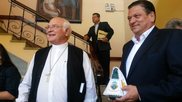 Obispo y candidato Costa Rica 2014