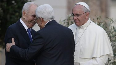 Bergoglio_Peres_Abbas 2014