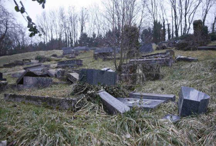 cementerio judio profanado Francia 2015