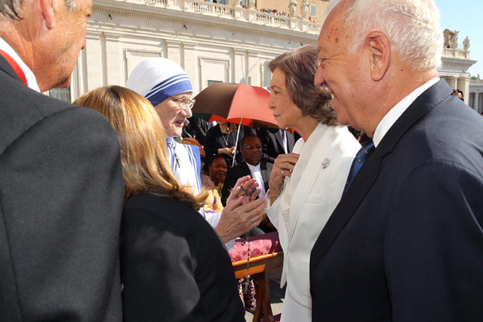 reina Sofia canonizacion Teresa Calcuta 2016