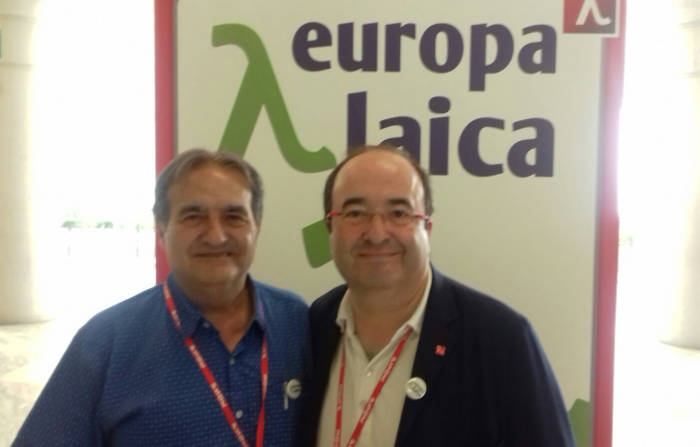 Europa Laica Difunde Sus Campañas Entre Los Delegados Y Asistentes Al 39 Congreso Del Psoe El 8741