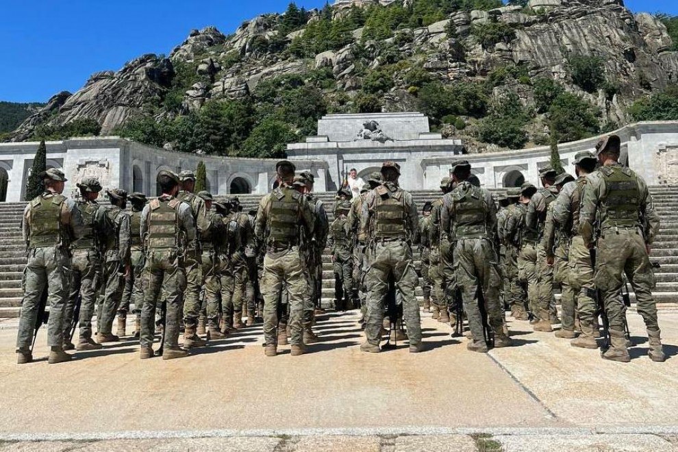 Los miembros de la compañía de del Batallón de Infantería Protegida (BIP) “Uad Ras” II / 31, en el Valle de los Caídos