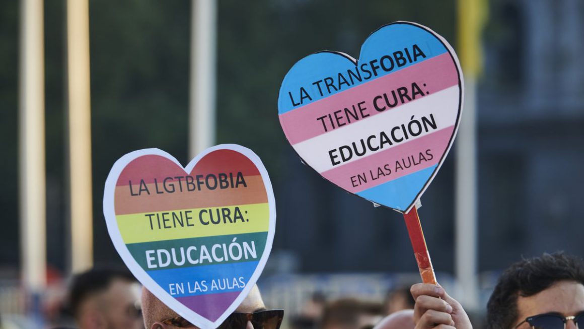 Vista de la manifestación del Orgullo 2022 en las calles de Madrid bajo el lema 'Frente al odio: visibilidad, orgullo y resiliencia'.