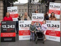 Activistas provida irlandeses reciben con preocupación las nuevas restricciones del gobierno irlandés a la oración y presencia ante las clínicas abortistas, que podrían ser las más restrictivas de todo Europa.