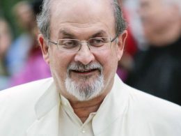 El escritor Salman Rushdie. REUTERS