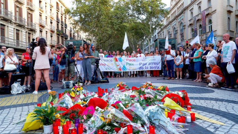 Homenaje de los atentados yihadistas en Cataluña. (EFE/Alejandro García)
