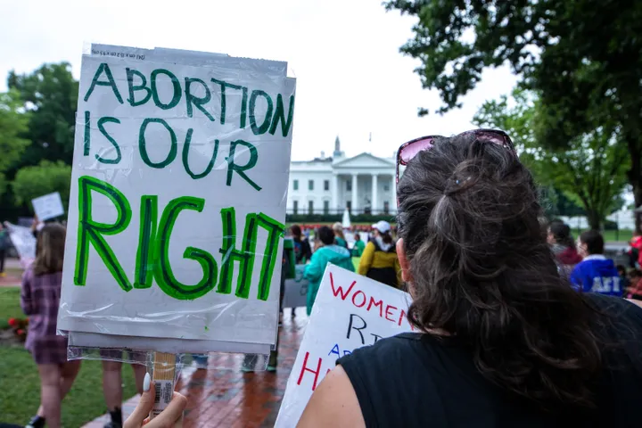 Manifestación contra la derogación del aborto del Supremo de EEUU.Yasin Ozturk/Anadolu Agency via Getty Images