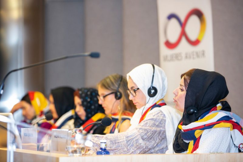 Cinco juezas afganas participan en un evento en Madrid. — Cedida por / Avenir