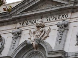 Detalle de la fachada del Tribunal Supremo.Detalle de la fachada del Tribunal Supremo.