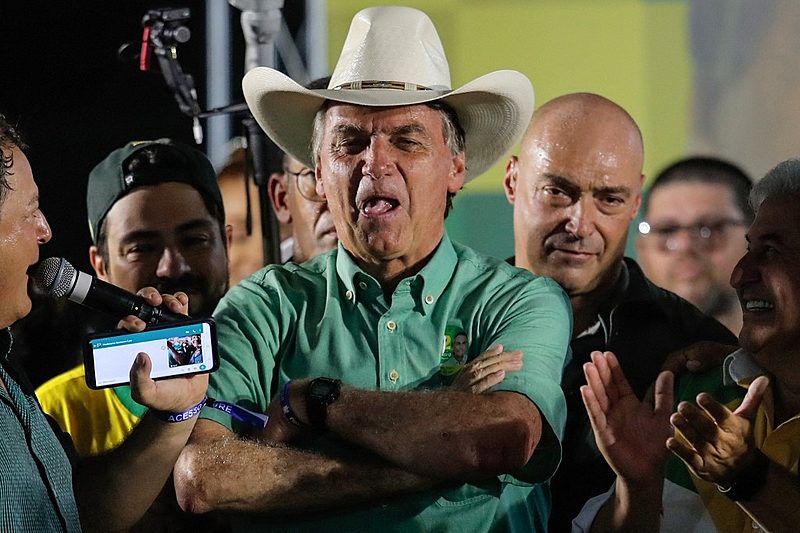 Jair Bolsonaro haciendo una mueca despectiva