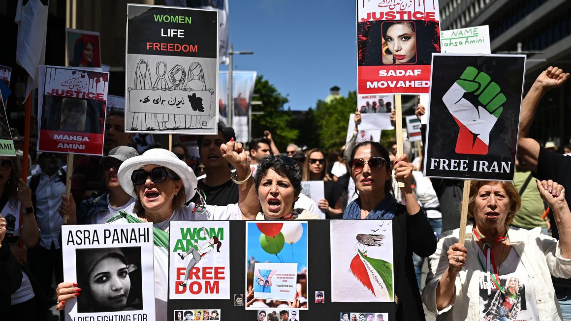 Protesta por los derechos de las mujeres iraníes en Sidney, el 5 de noviembre.