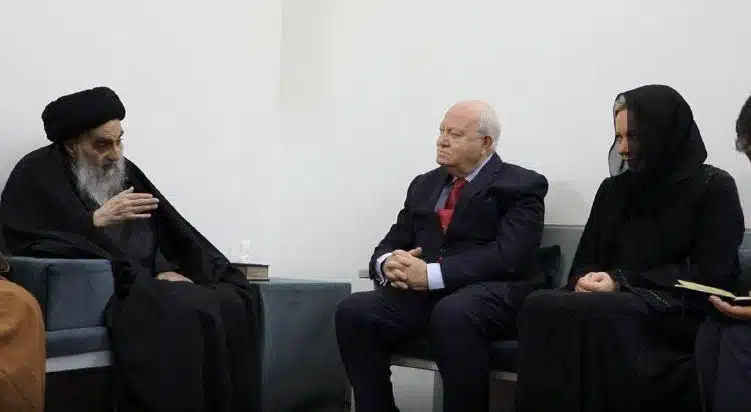 Miguel Ángel Moratinos y Jeanine Hennis-Plasschaert en la audiencia con el Gran Ayatolá Ali al-Sistani.