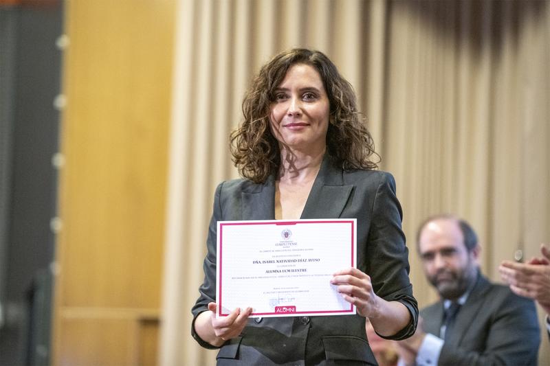 Isabel Díaz Ayuso en la Facultad de Ciencias de la Información de la Universidad Complutense de Madrid. Álvaro Minguito