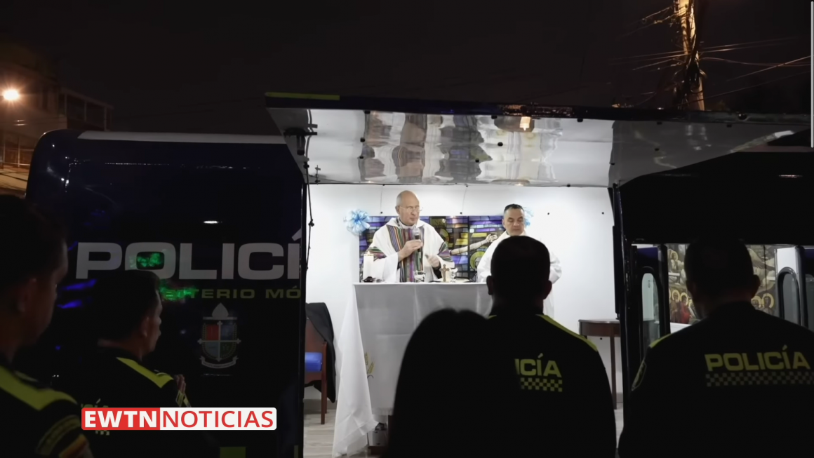 “presbiterio móvil” de la policía de colombia