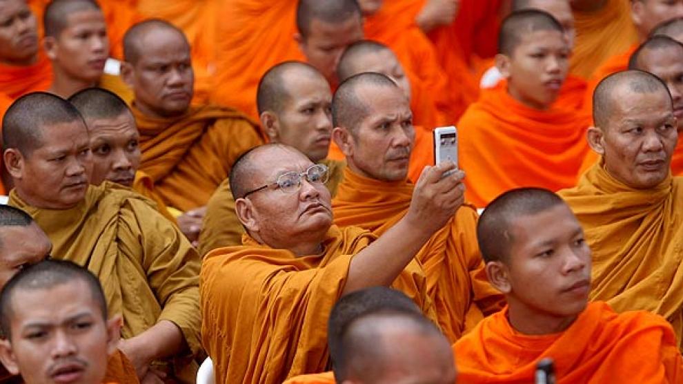 Foto referencial de varios monjes budistas.Rolex Dela Pena / EFE