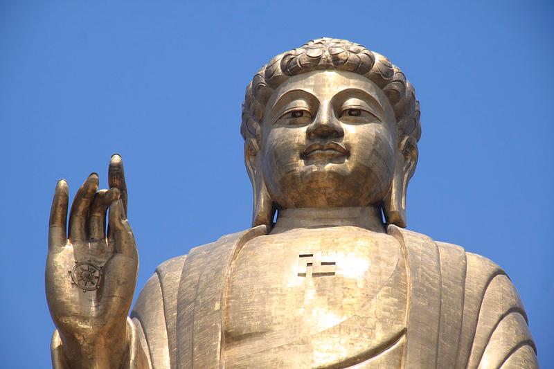 La estatua de Buda más grande del mundo en la actualidad, en Pingdingshan, Henan (China). Wikimedia Commons (CC0 )