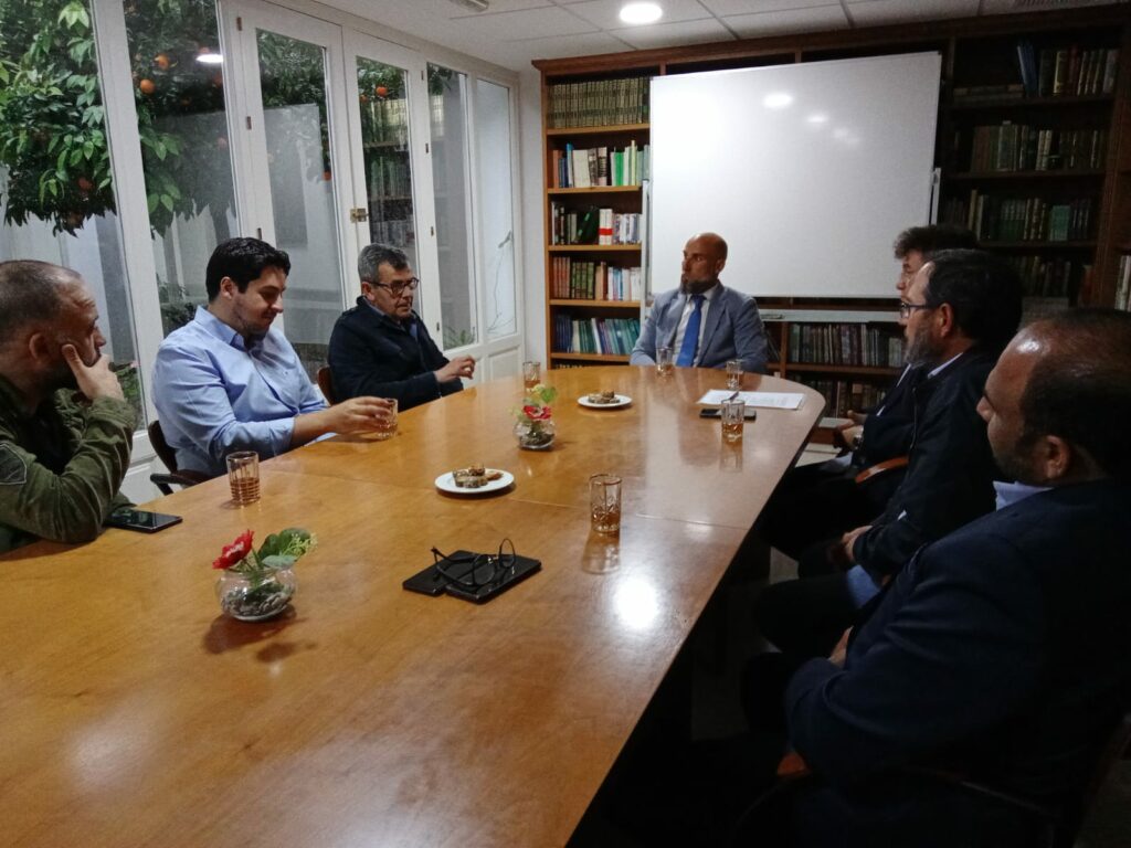Encuentro de las Comunidades Islámicas de Granada con representantes municipales y del Partido Popular