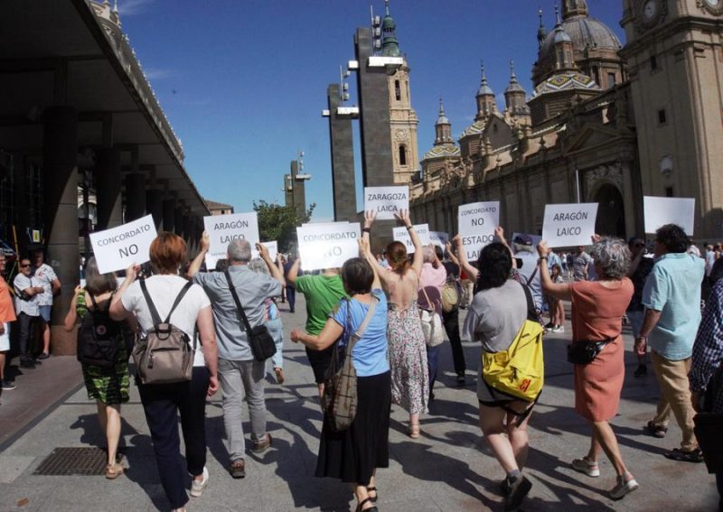 Protesta laica en Zaragoza, 11 de junio de 2023 / Foto: Eva Ponz