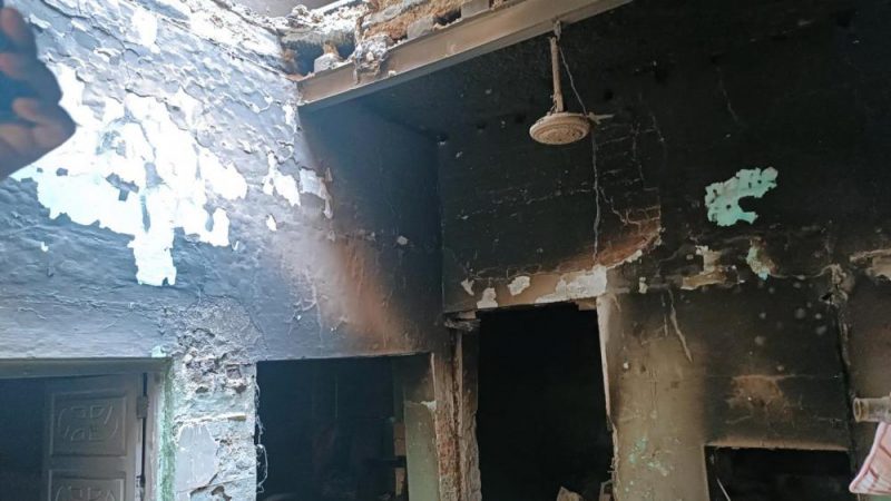 La casa de Rafaqat Masih ardió en los disturbios que comenzaron el 16 de agosto en Christian Town, Jaranwala, Pakistán. (Crédito de la foto: Morning Star News)