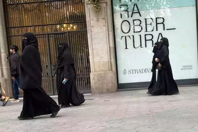 Mujeres con niqab en Barcelona | Xavier Rius