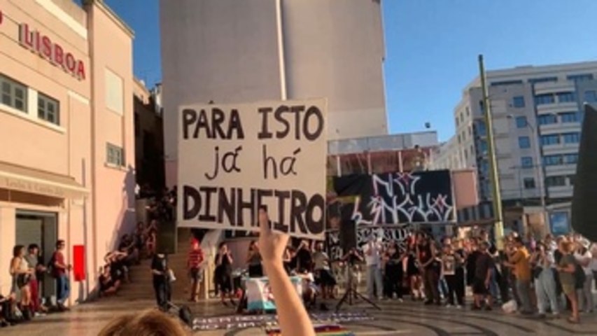 Protesta contra la JMJ reúne a un centenar de personas en Lisboa