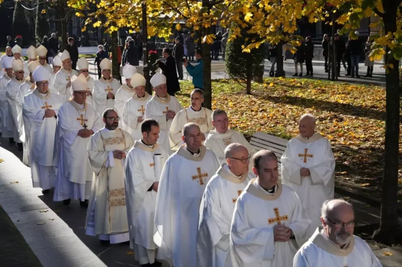 Ordenación del nuevo Obispo de San Sebastián, a 17 de diciembre de 2022, en San Sebastián, Euskadi. — Unanue / Europa Press