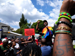 Manifestación contra la nueva ley homófoba ugandesa, en Sudáfrica, en el mes de abril.Themba Hadebe (AP/Lapresse)