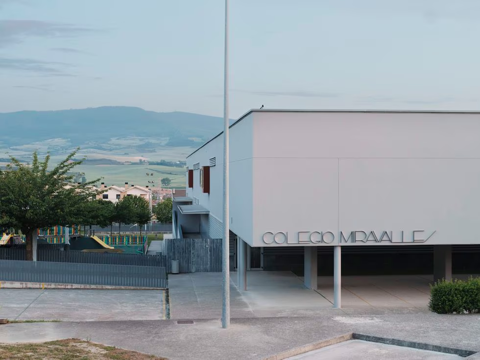 Colegio de fomento Miravalles, adscrito al Opus Dei, en Cizur, una población muy cercana a Pamplona.Daniel Ochoa de Olza (Daniel Ochoa de Olza)