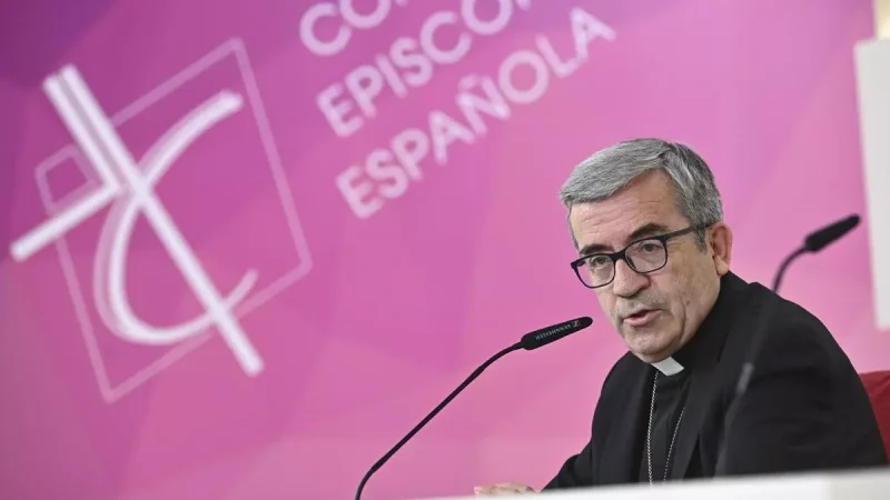 Foto de archivo del portavoz de la Conferencia Episcopal Española (CEE), Luis Argüello. EFE/ Fernando Villar