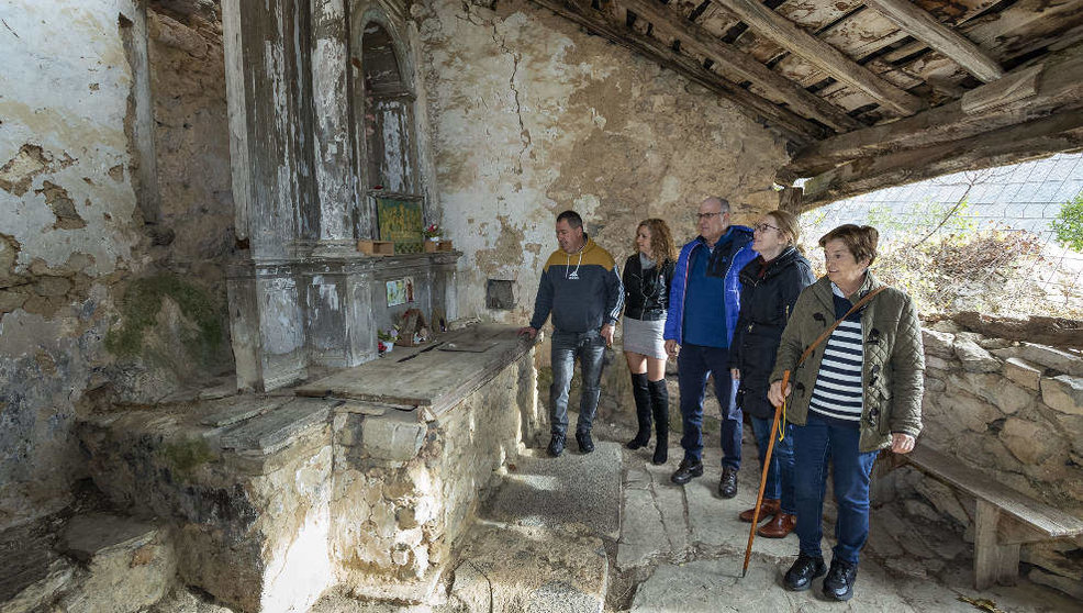 El Gobierno de Cantabria trabajará para rehabilitar la ermita de San Juan de Socueva en esta legislatura