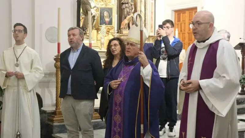 El obispo de Cádiz, Rafael Zornoza, en una imagen de diciembre pasado en una misa para conmemorar el décimo aniversario de la asociación antiabortista Spei Mater. — Diócesis de Cádiz y Ceuta