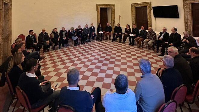 Encuentro con víctimas de la pederastia en Francia Vatican Media
