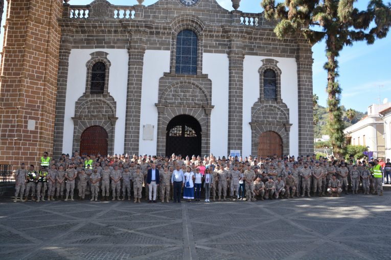 El Ejército del Aire y del Espacio realiza ofrenda a la Virgen del Pino Patrona de la Diócesis de Canarias