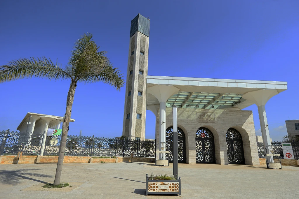 La Gran Mezquita de Argelia el miércoles 21 de febrero de 2024, en Argel. (AP Foto/Anis Belghoul)