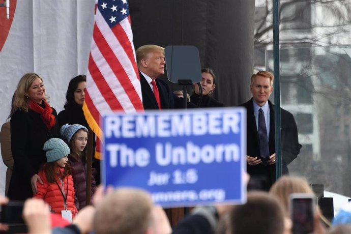 Archivo - Imagen de archivo de Donald Trump durante una marcha contra el aborto en 2020 - Christy Bowe/ZUMA Wire/dpa - Archivo