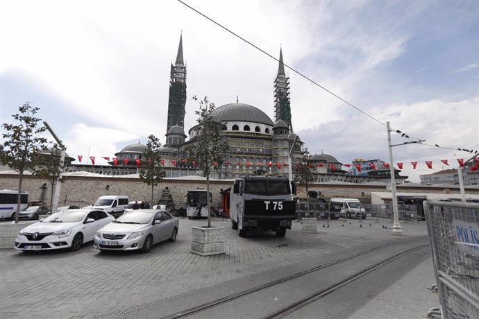 Archivo - Un camión de Policía de Turquía desplegado en Estambul (archivo) - Jason Dean/ZUMA Wire/dpa - Archivo
