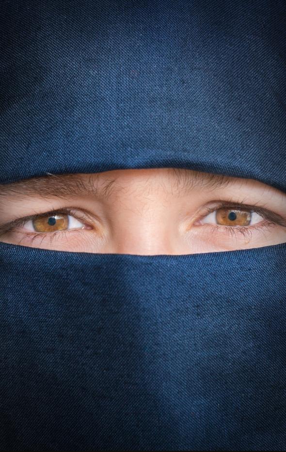 Una niña con niqab, en una imagen de archivo.Getty Images/iStockphoto