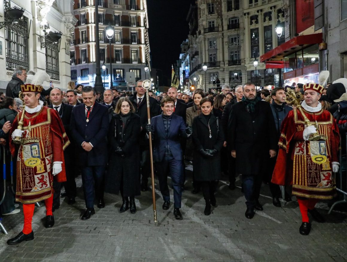 Almeida (PP), alcalde de Madrid, participa en la procesión de Jesús de Medinaceli