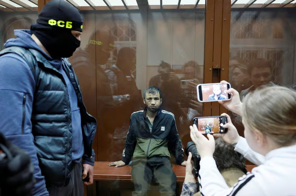 Shamsidin Fariduni, uno de los sospechosos de matar a 144 personas en Crocus City Hall, Moscú, con muestras de haber sido torturado, este 25 de marzo.Shamil Zhumatov (REUTERS)