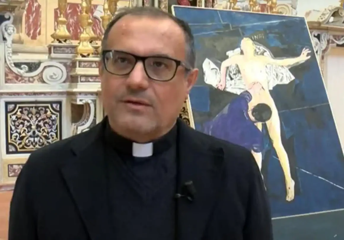 Carlo Vellini, vicario de la Diócesis de Carpi, comenta la obra 'Inri-San Longino' Diócesis de Carpi /youtube