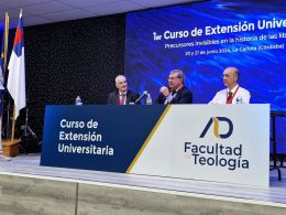 De izda. a dcha.: Carlos Roca, Jesús Caramés, Fernando Martínez y X. Manuel Suárez