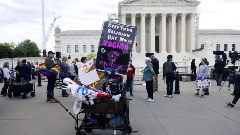 Activistas en favor del aborto, el pasado 26 de marzo ante el Supremo de Washington Europa Press