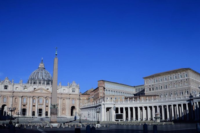 Archivo - 11 March 2020, Vatican, Vatican City: A general view of St. Peter's Square during its closure amid the coronavirus outbreak. Photo: Evandro Inetti/ZUMA Wire/dpa - Evandro Inetti/ZUMA Wire/dpa - Archivo