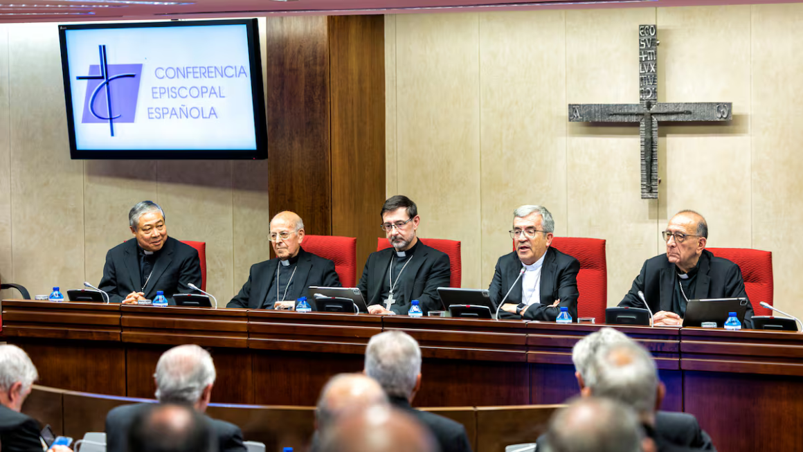 Los obispos se reúnen, este martes, para votar su plan integral para reparar a las víctimas de abusos sexuales en la Iglesia.Foto: CLAUDIO ÁLVAREZ
