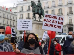 Manifestación en Madrid a favor de la eutanasia. Europa Press