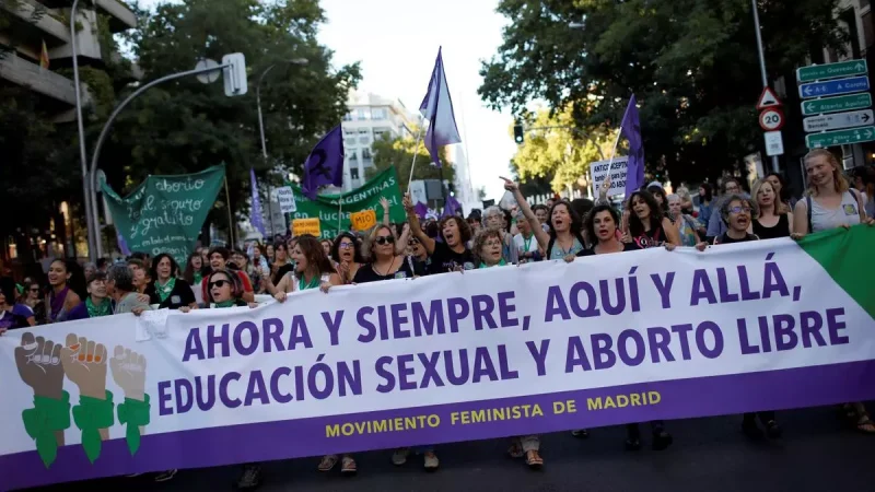 Imagen de archivo de una manifestación con motivo del Día Internacional por la Despenalización del Aborto y la Defensa de los Derechos Sexuales y Reproductivos de la mujer. EFE/ David Fernández